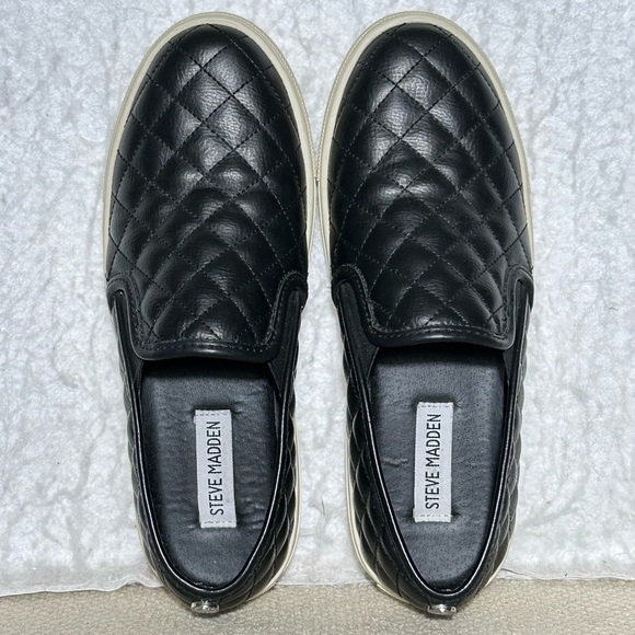 Steve Madden Womens Ecentrcq Black Quilted SlipOn Fashion Sneakers Shoes SZ 9M - Picture 5 of 11